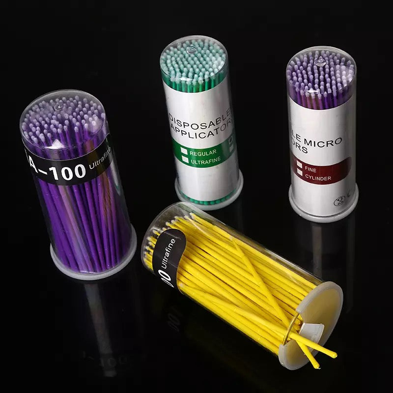 MAKE UP BRUSH